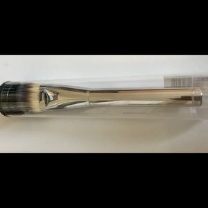 IT Cosmetic Heavenly Luxe Foundation Paddle Brush